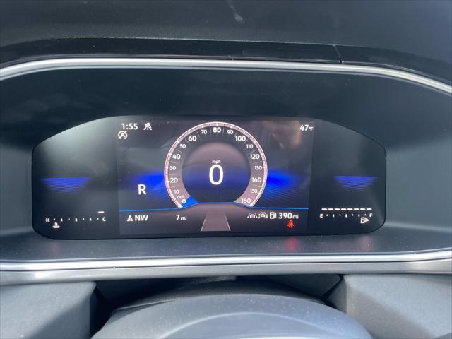 new 2025 Volkswagen Taos car, priced at $33,012