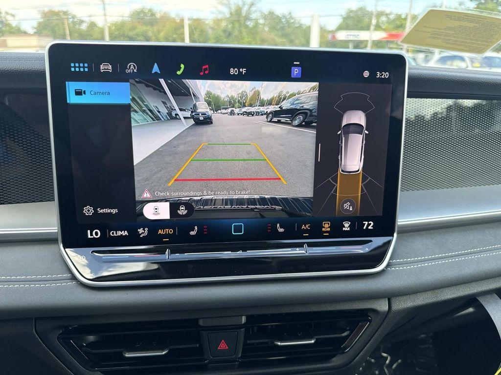 new 2025 Volkswagen Tiguan car, priced at $36,994