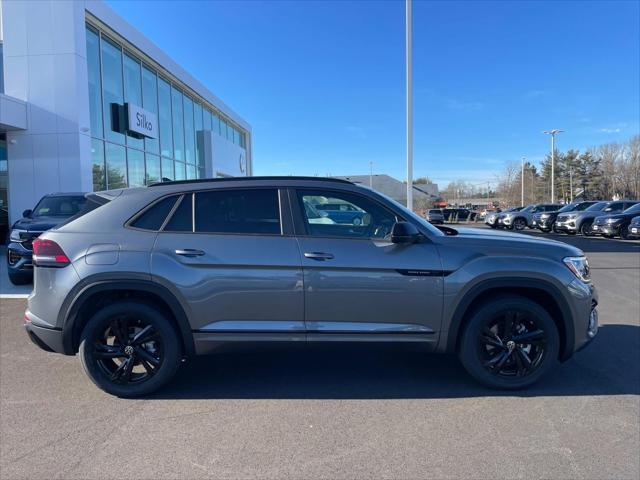 new 2025 Volkswagen Atlas Cross Sport car, priced at $48,036