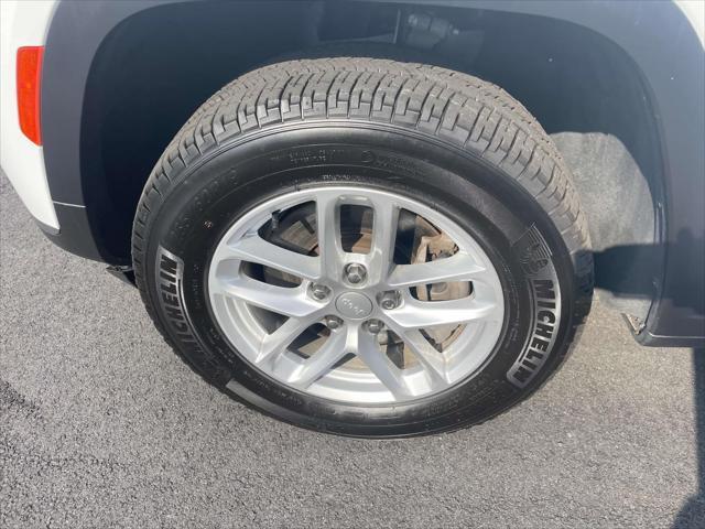 used 2022 Jeep Grand Cherokee L car, priced at $28,655