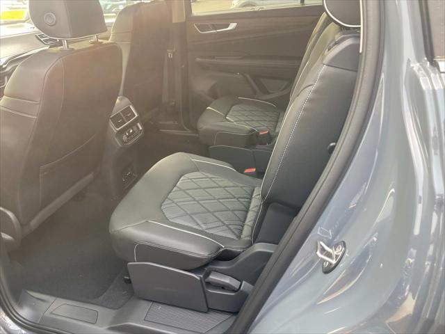 new 2025 Volkswagen Atlas car, priced at $54,175