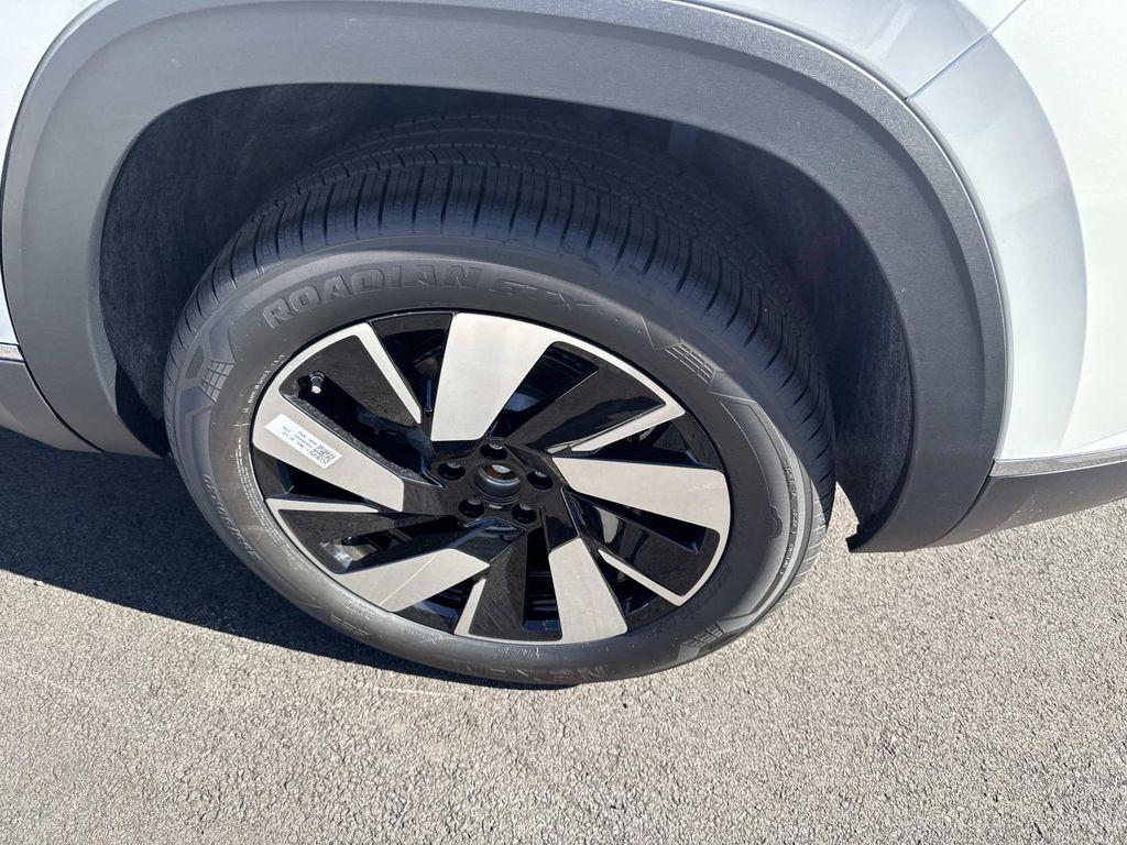 new 2026 Volkswagen Atlas Cross Sport car