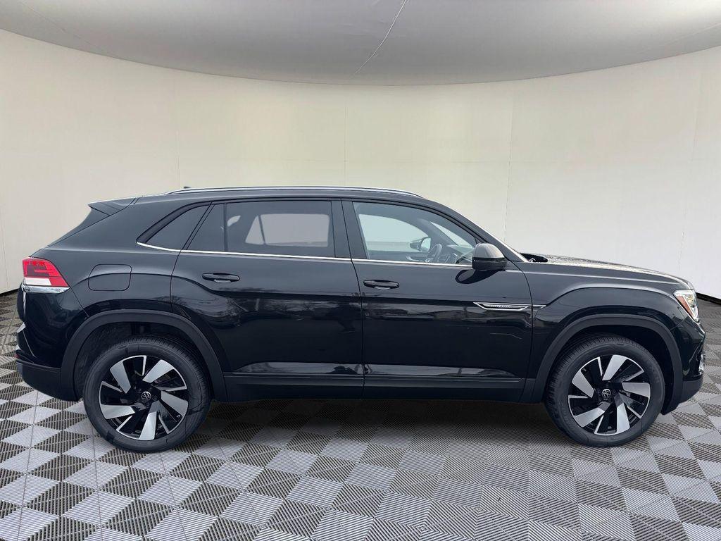 new 2026 Volkswagen Atlas Cross Sport car, priced at $46,803