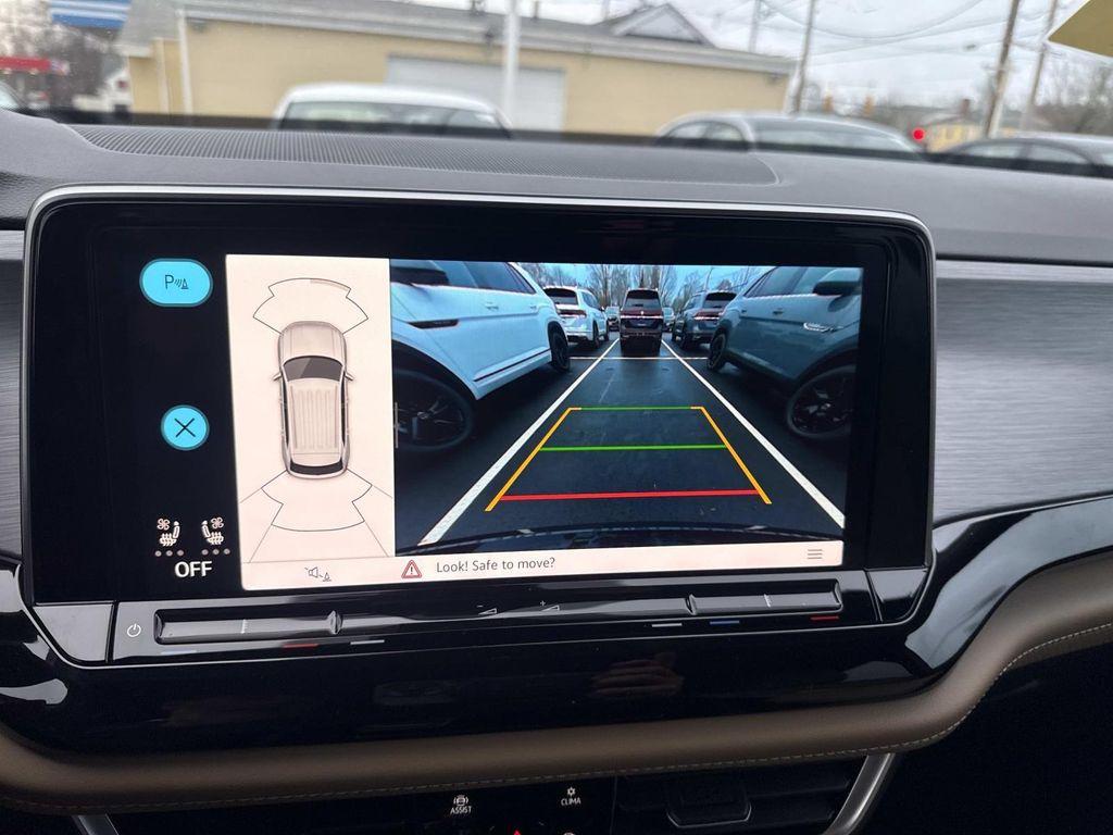 new 2026 Volkswagen Atlas Cross Sport car, priced at $46,803