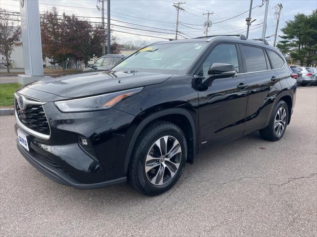 used 2023 Toyota Highlander Hybrid car, priced at $45,631