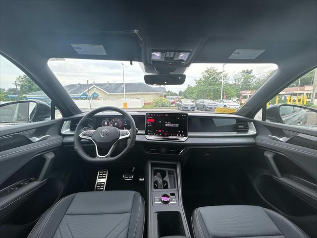 new 2025 Volkswagen Tiguan car, priced at $38,030