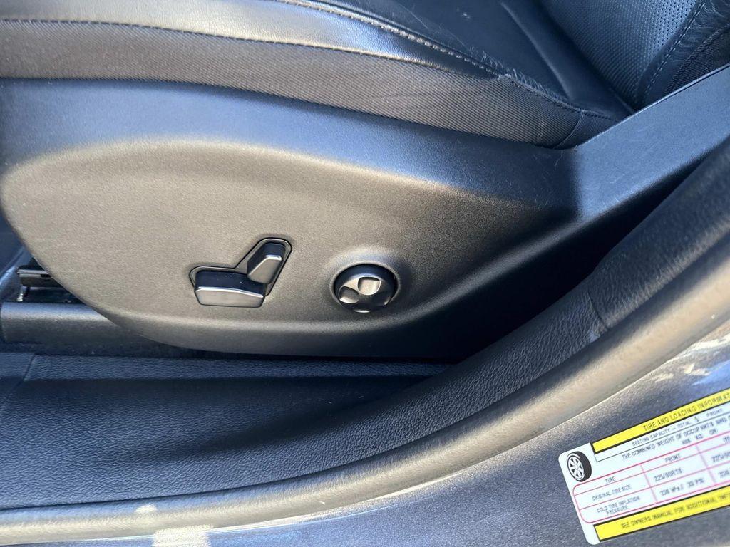 used 2020 Jeep Cherokee car, priced at $19,010