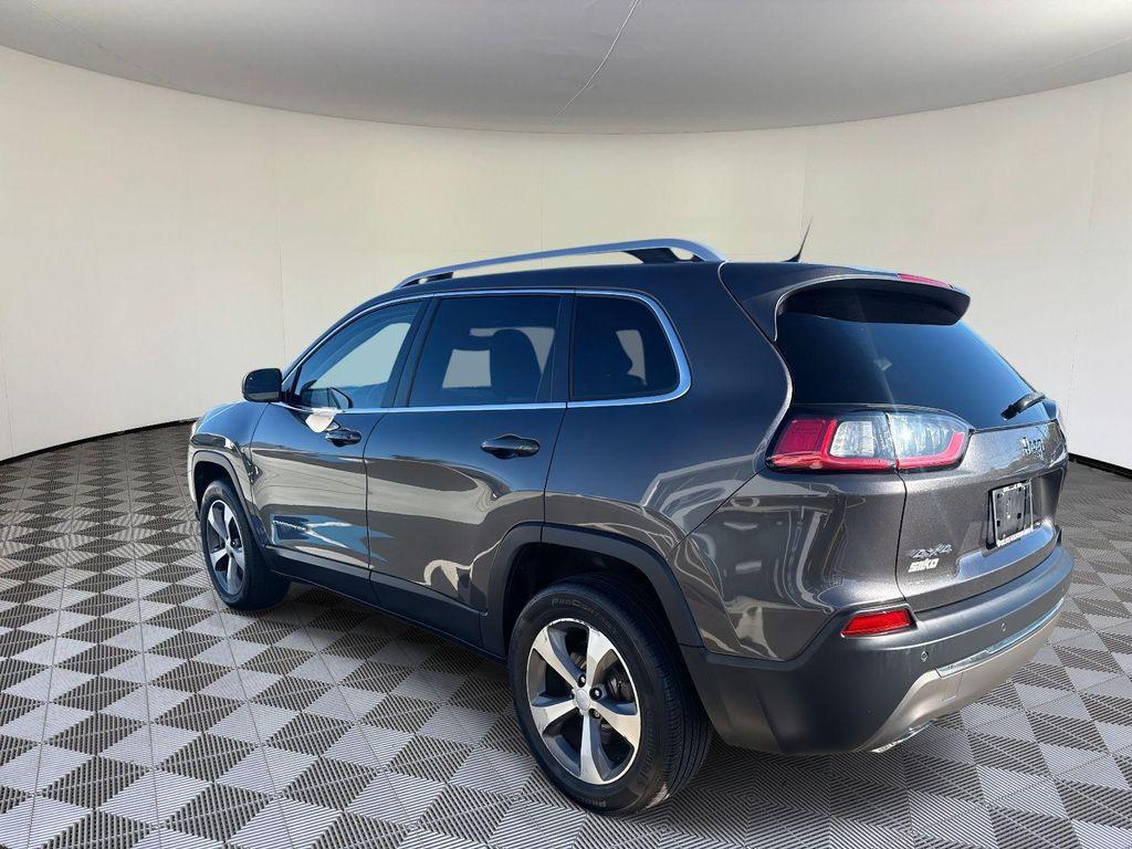 used 2020 Jeep Cherokee car, priced at $19,010