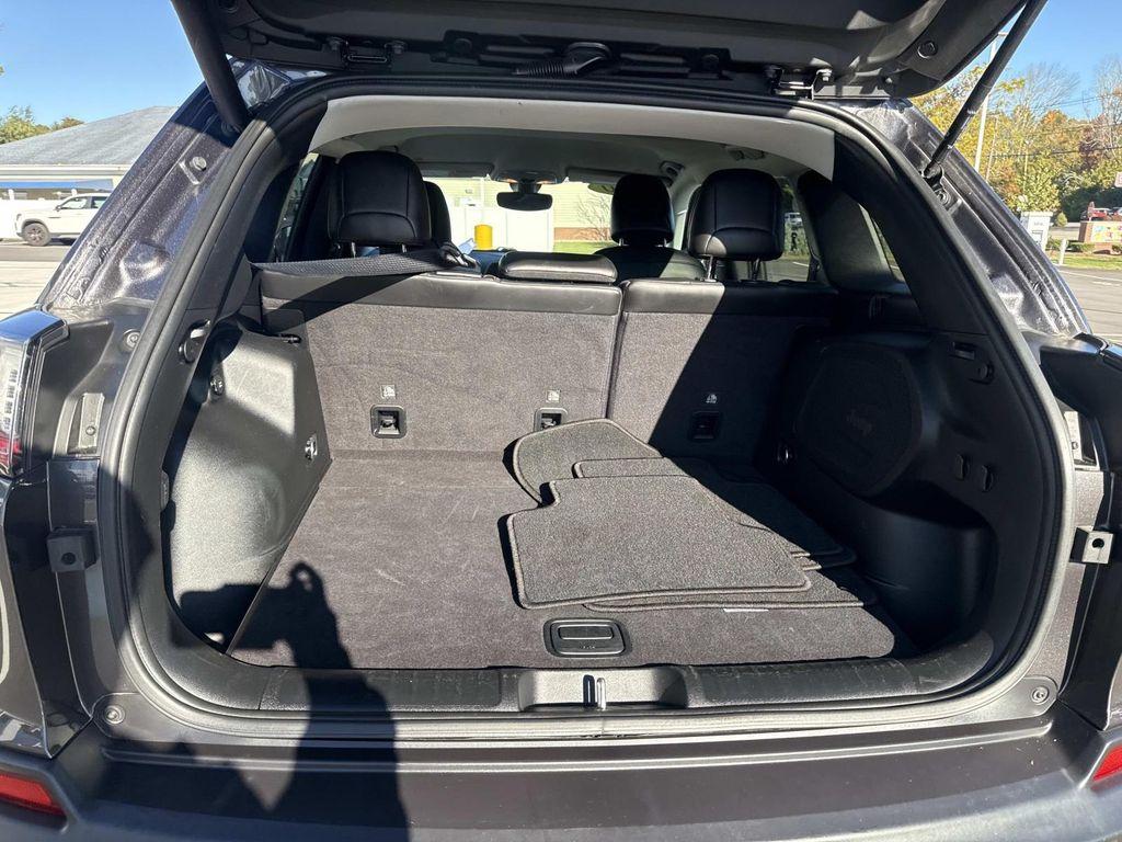 used 2020 Jeep Cherokee car, priced at $19,010