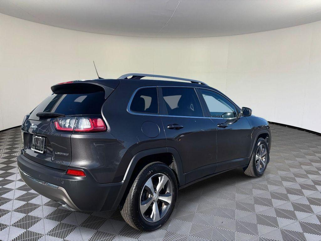 used 2020 Jeep Cherokee car, priced at $19,010