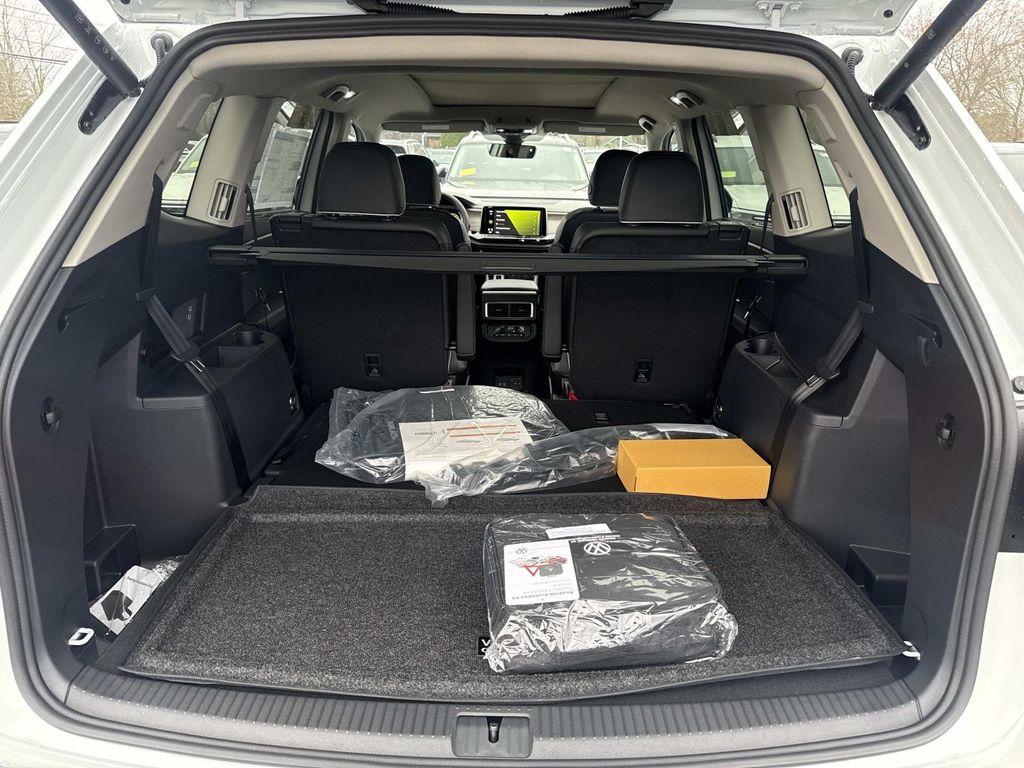 new 2026 Volkswagen Atlas car, priced at $56,625