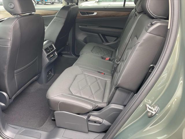 new 2025 Volkswagen Atlas car, priced at $43,432