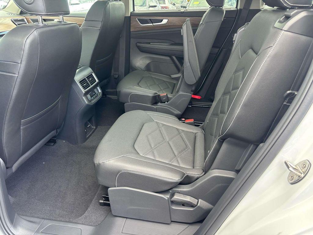 new 2026 Volkswagen Atlas car, priced at $48,910