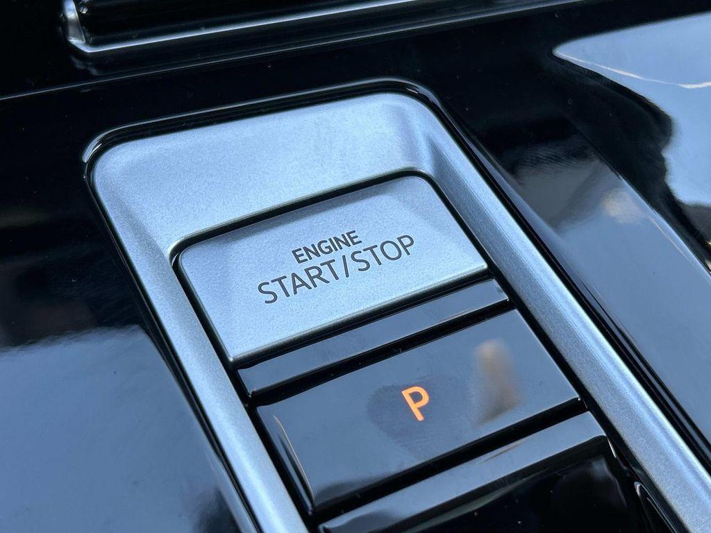 new 2026 Volkswagen Atlas car, priced at $50,049