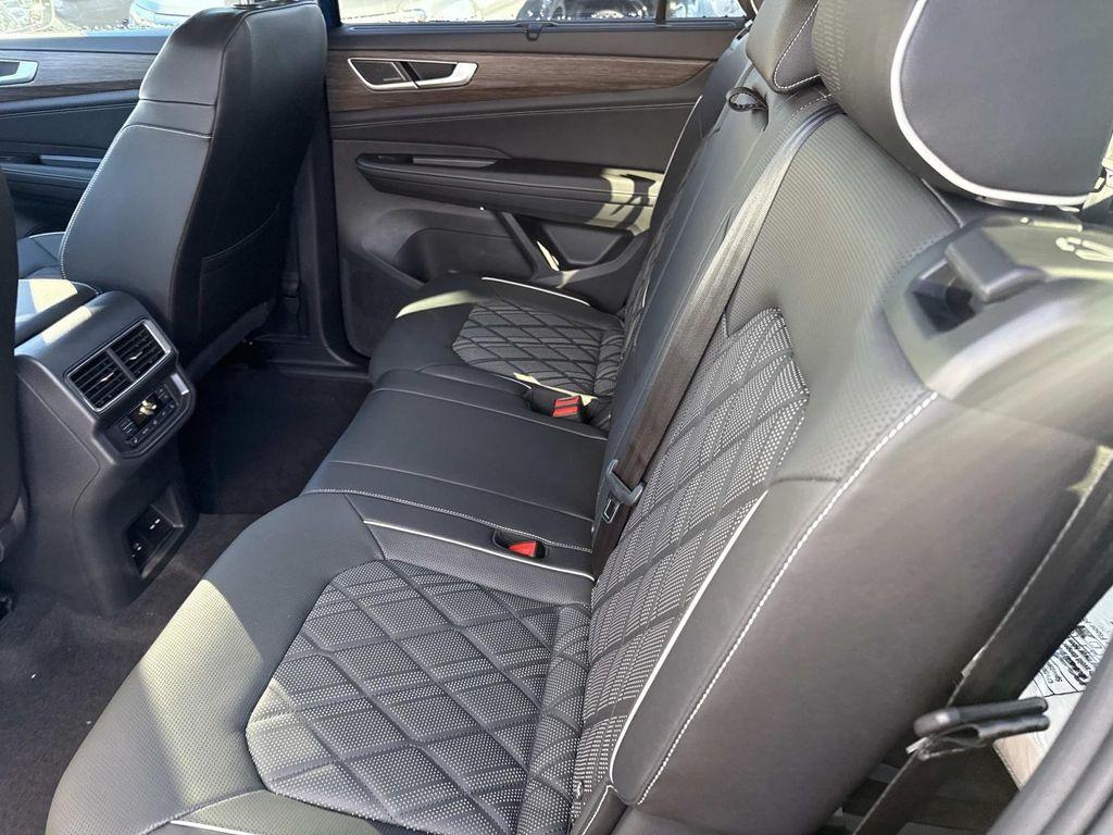 new 2026 Volkswagen Atlas car, priced at $55,953