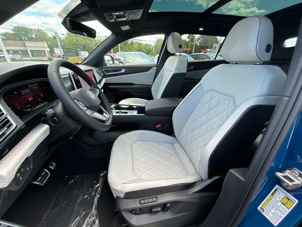 new 2026 Volkswagen Atlas Cross Sport car