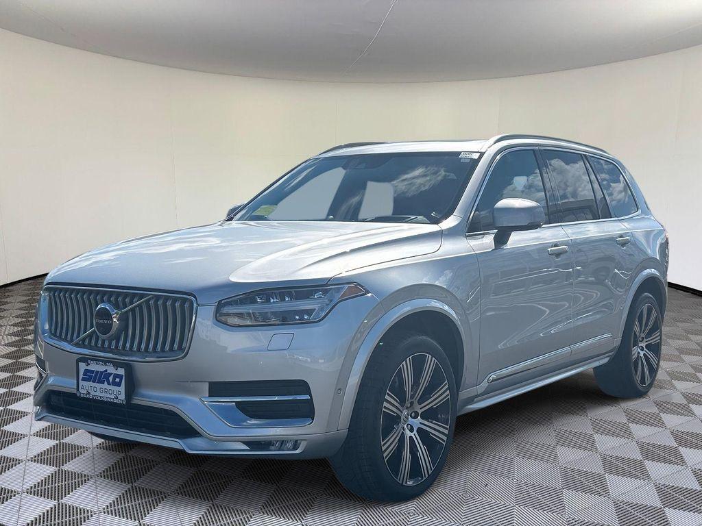 used 2022 Volvo XC90 car, priced at $36,867