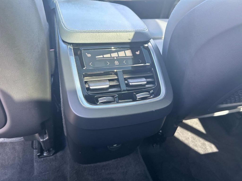 used 2022 Volvo XC90 car, priced at $36,867