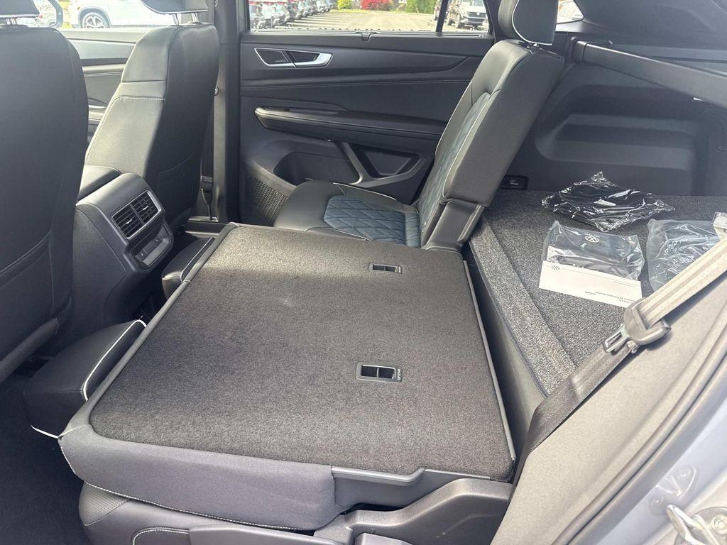 new 2026 Volkswagen Atlas Cross Sport car, priced at $54,683