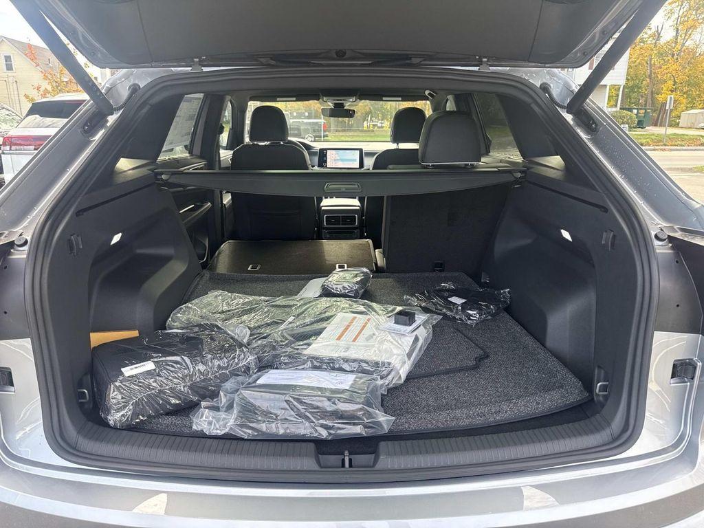 new 2026 Volkswagen Atlas Cross Sport car, priced at $54,683