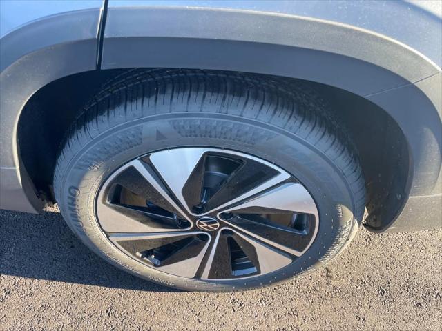 new 2025 Volkswagen Taos car, priced at $30,538