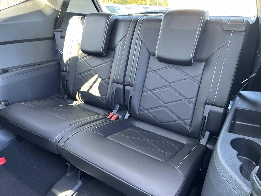 new 2026 Volkswagen Atlas car, priced at $47,236