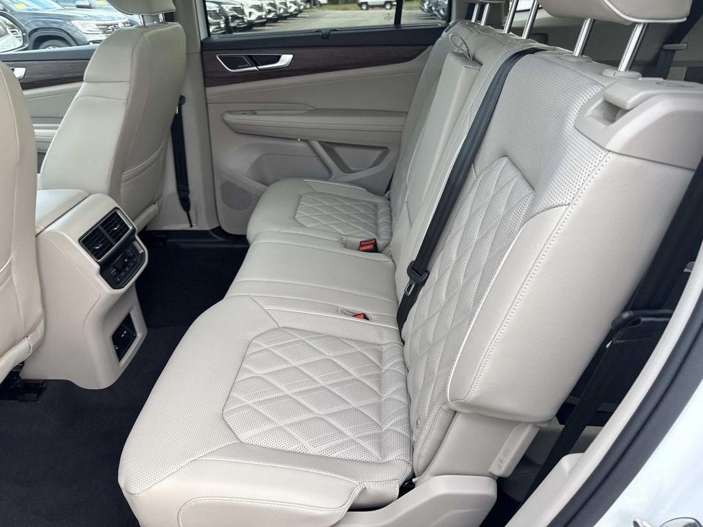 new 2026 Volkswagen Atlas car, priced at $55,714