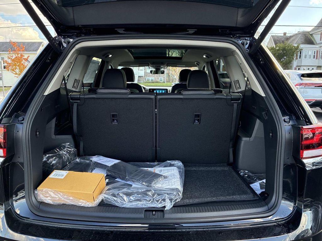 new 2026 Volkswagen Atlas car, priced at $55,875