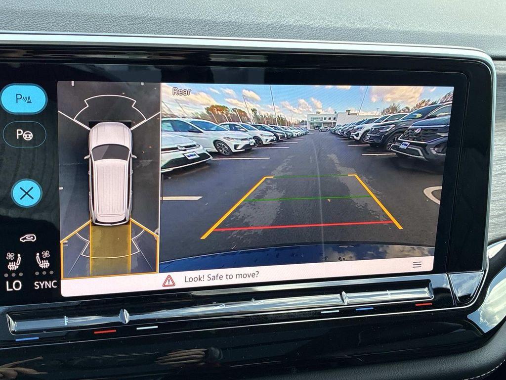 new 2026 Volkswagen Atlas car, priced at $55,875