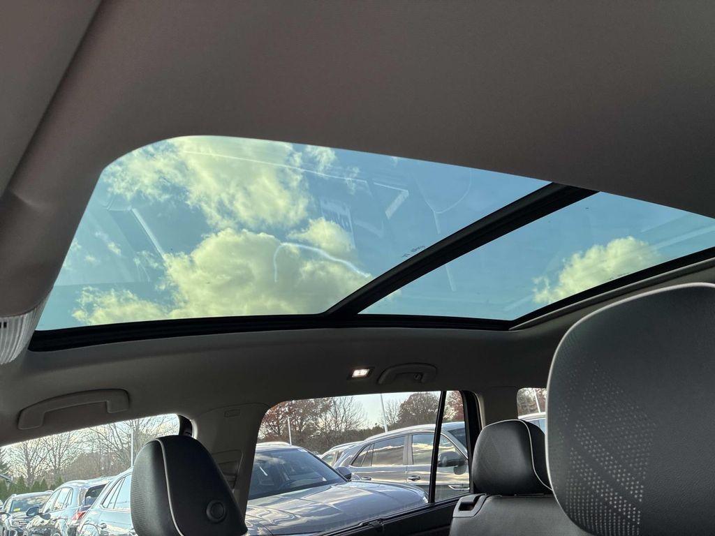 new 2026 Volkswagen Atlas car, priced at $55,875