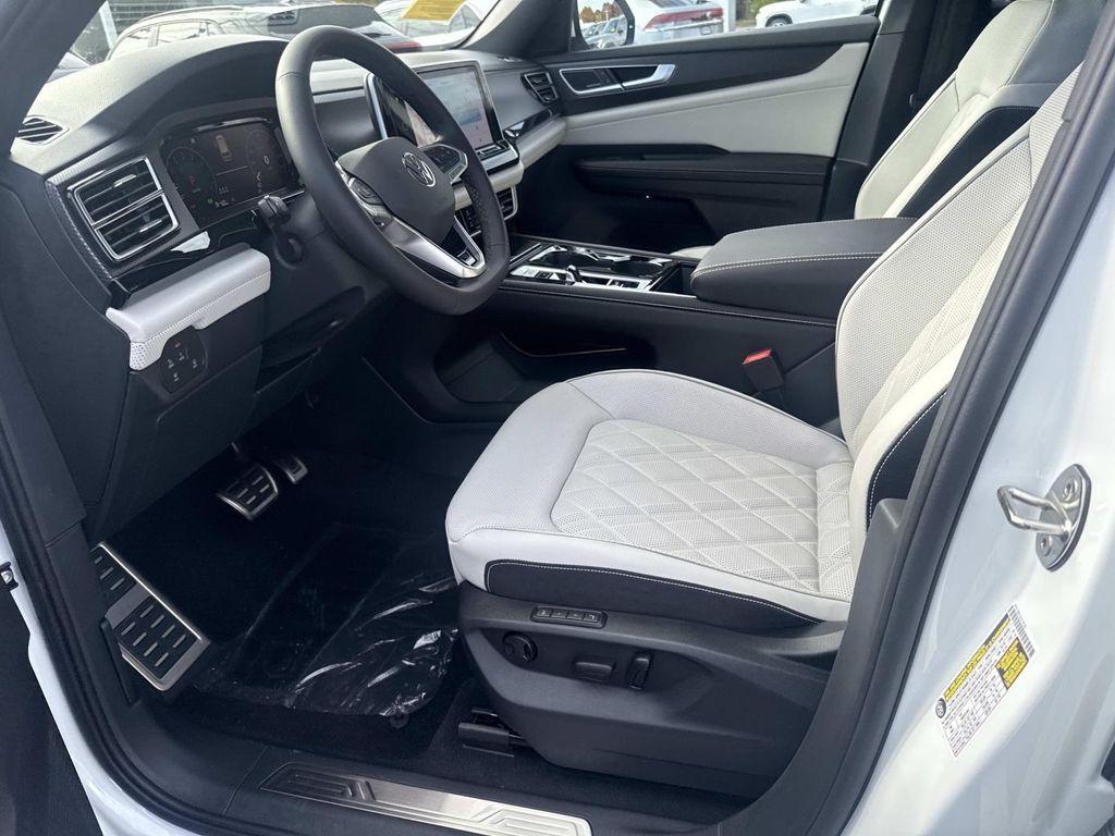 new 2026 Volkswagen Atlas Cross Sport car, priced at $54,761