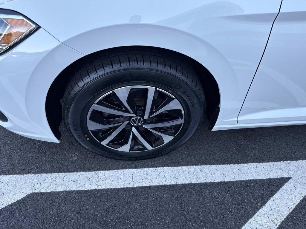 used 2023 Volkswagen Jetta car, priced at $19,995