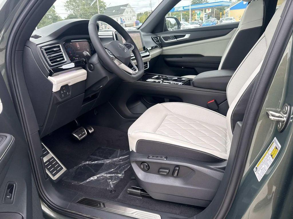 new 2026 Volkswagen Atlas Cross Sport car