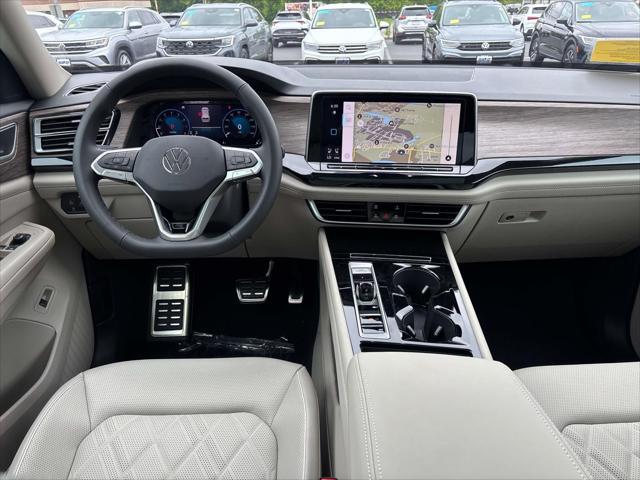 new 2025 Volkswagen Atlas car, priced at $51,238
