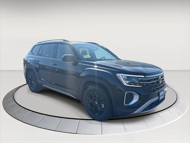 new 2025 Volkswagen Atlas car, priced at $45,214