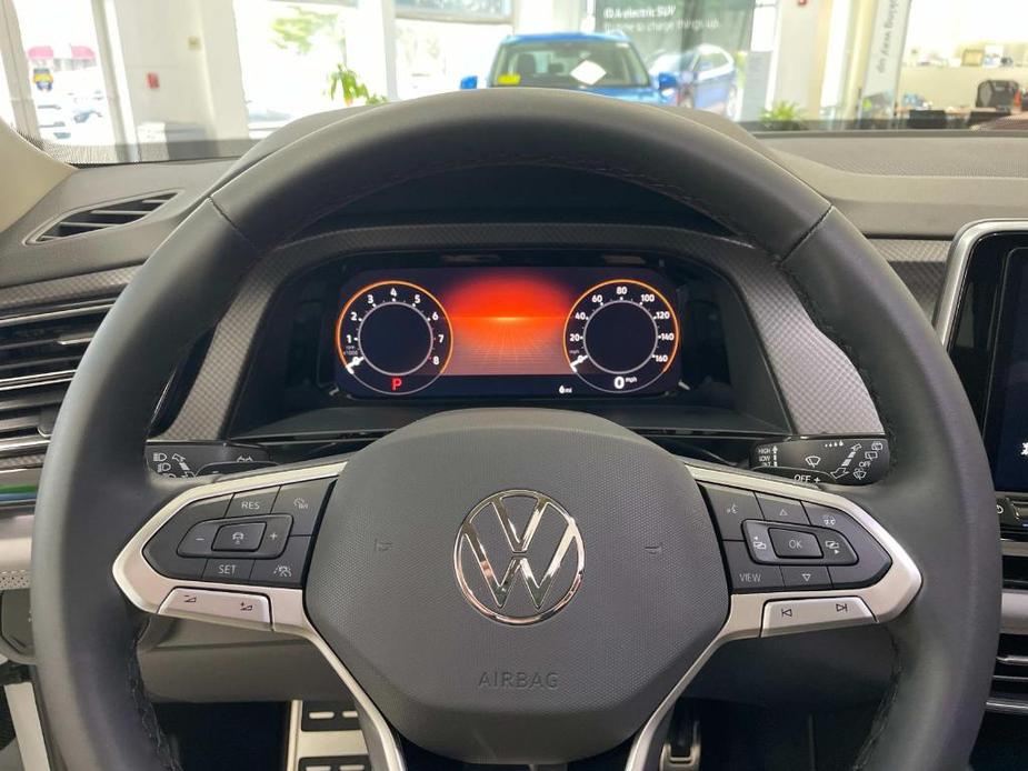 new 2024 Volkswagen Atlas car, priced at $49,589
