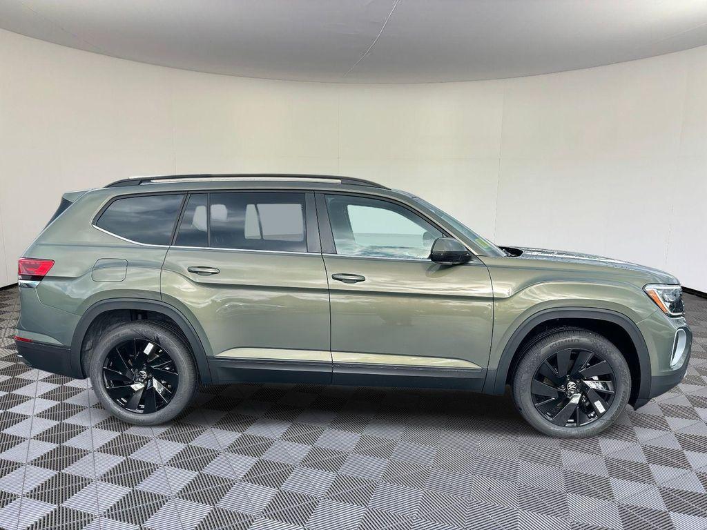new 2026 Volkswagen Atlas car, priced at $48,473