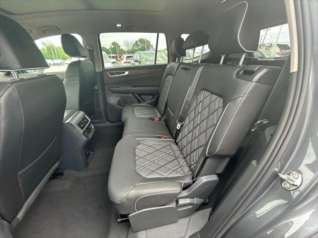new 2025 Volkswagen Atlas car, priced at $50,640
