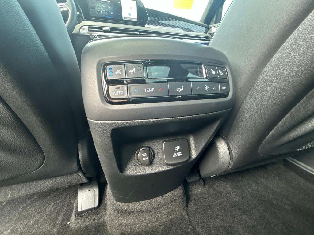 used 2024 Hyundai Palisade car, priced at $39,989