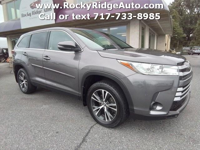 used 2019 Toyota Highlander car, priced at $28,995