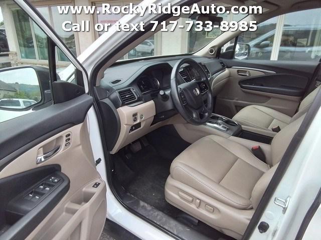 used 2021 Honda Pilot car, priced at $29,995