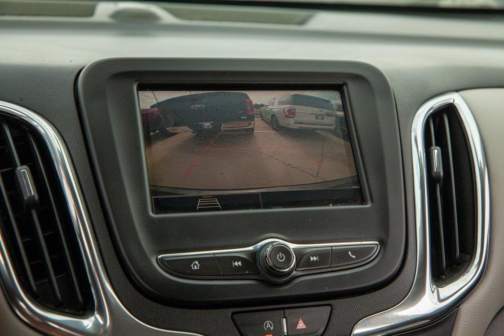used 2022 Chevrolet Equinox car, priced at $17,950