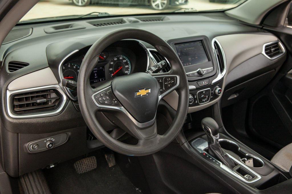 used 2022 Chevrolet Equinox car, priced at $17,950