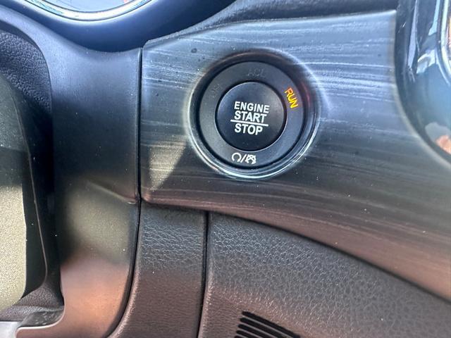 used 2019 Jeep Grand Cherokee car, priced at $21,327