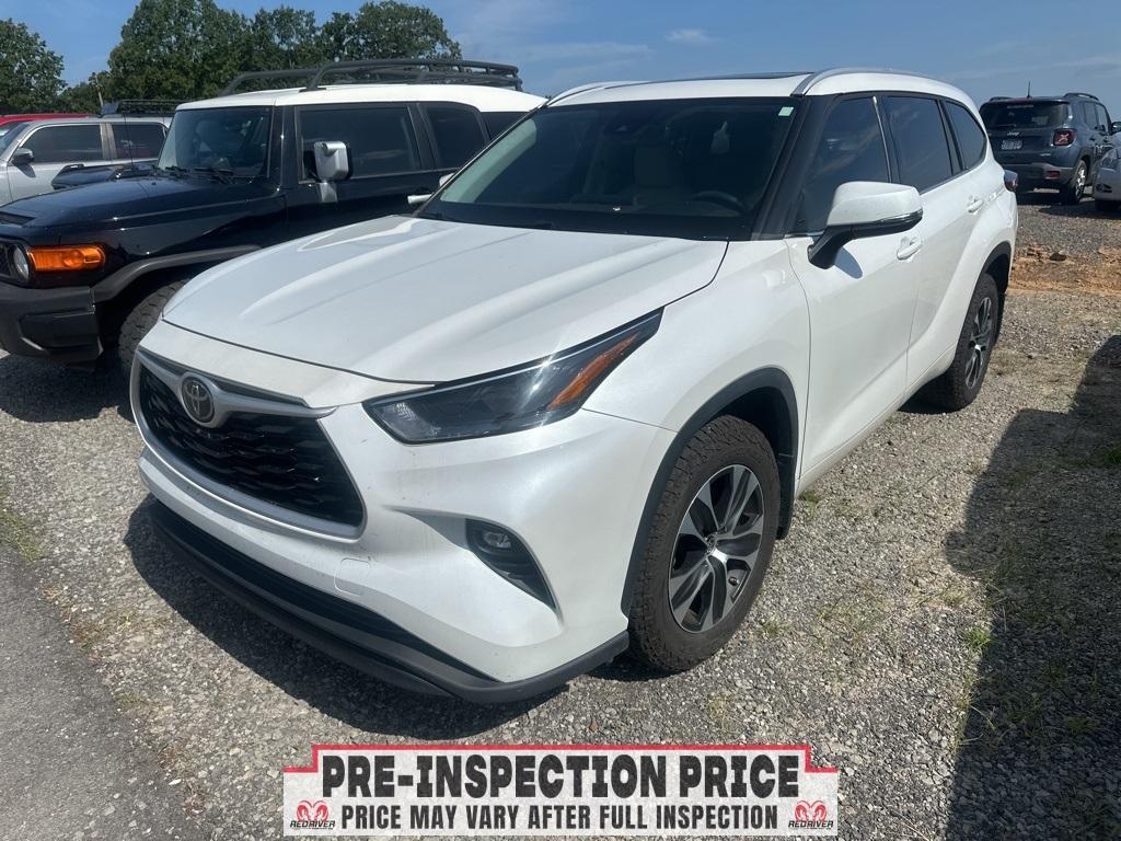 used 2022 Toyota Highlander car, priced at $39,836