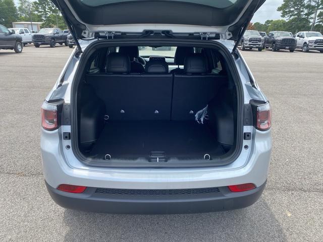 new 2025 Jeep Compass car, priced at $30,546