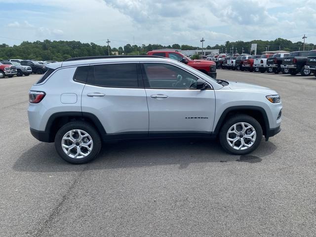 new 2025 Jeep Compass car, priced at $30,546