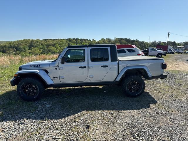 new 2024 Jeep Gladiator car, priced at $50,798