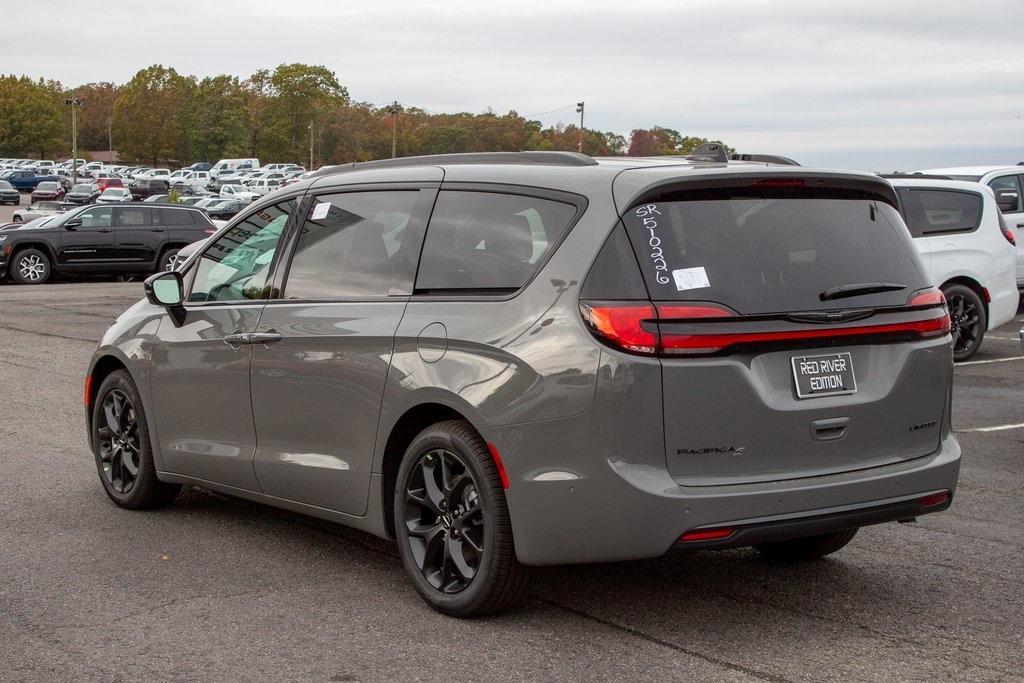 new 2025 Chrysler Pacifica car, priced at $53,865