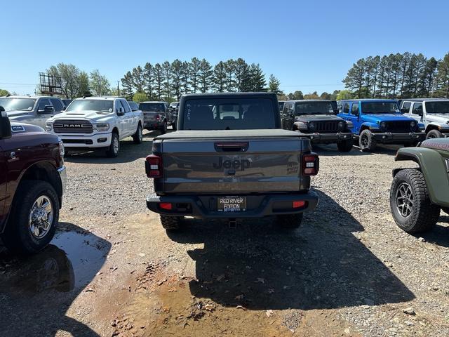 new 2024 Jeep Gladiator car, priced at $54,798